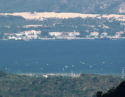 Một góc quân cảng Cam Ranh. Ảnh Internet Một góc quân cảng Cam Ranh. Ảnh Internet