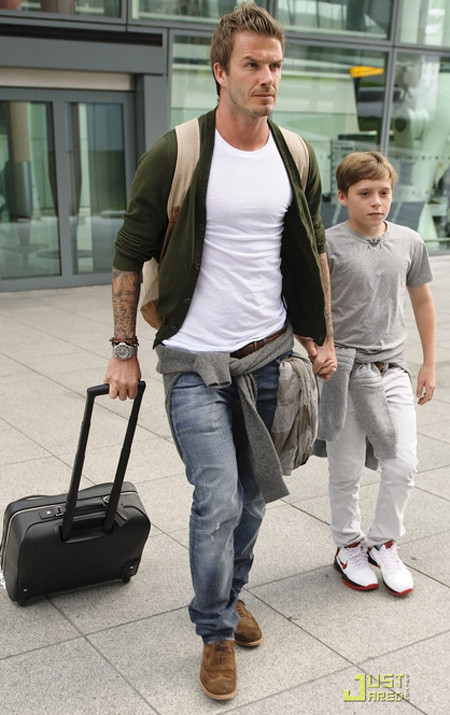 Điều đó có ảnh hưởng đến phong cách của đứa con trai lớn nhà Becks. (Ảnh:BB) Xem thêm: Vợ chồng Becks: từ quê mùa lên thành phố