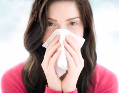 Bạn cũng nên tính tới khả năng dị ứng thức ăn là một nguyên nhân của chứng sung mãn kinh niên nếu các triệu chứng dị ứng không cải thiện chút nào khi thay đổi thời tiết hoặc chuyển vị trí cư trú. Xem thêm:Điểm danh 12 loại rau, quả dễ nhiễm thuốc trừ sâu hàng đầu 2012