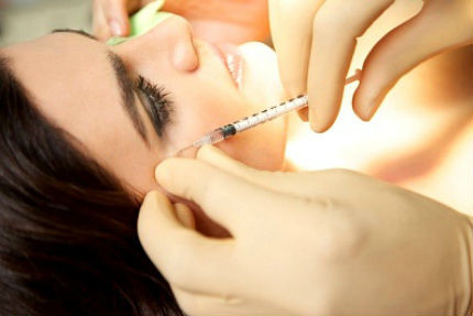 Có nhiều ẩn họa từ việc phẫu thuật thẩm mỹ Có nhiều ẩn họa từ việc phẫu thuật thẩm mỹ