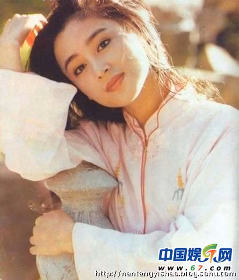 Xem thêm: Sao Hoa ngữ: càng có tuổi càng hở táo bạo Xem thêm: Sao Hoa ngữ: càng có tuổi càng hở táo bạo