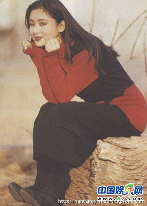 Xem thêm: Sao Hoa ngữ: càng có tuổi càng hở táo bạo Xem thêm: Sao Hoa ngữ: càng có tuổi càng hở táo bạo