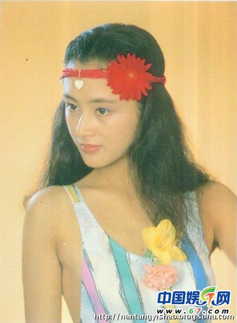 Xem thêm: Sao Hoa ngữ: càng có tuổi càng hở táo bạo Xem thêm: Sao Hoa ngữ: càng có tuổi càng hở táo bạo