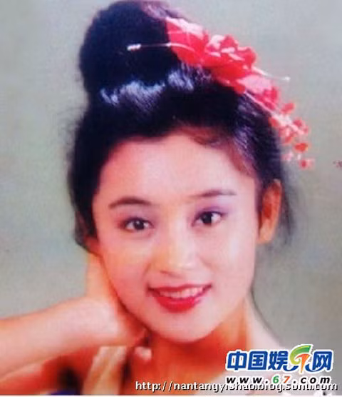 Xem thêm: Sao Hoa ngữ: càng có tuổi càng hở táo bạo Xem thêm: Sao Hoa ngữ: càng có tuổi càng hở táo bạo