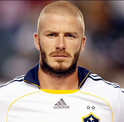 Khi mới sang Mỹ thi đấu, một lần nữa Beckham lại "xuống tóc".(Ảnh:NS) Xem thêm:Khám phá 10 quy tắc vàng trong làm đẹp của Victoria Beckham Khi mới sang Mỹ thi đấu, một lần nữa Beckham lại "xuống tóc".(Ảnh:NS) Xem thêm:Khám phá 10 quy tắc vàng trong làm đẹp của Victoria Beckham