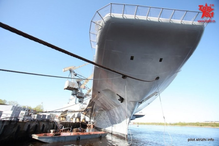Tàu sân bay INS Vikramaditya của Ấn Độ tại xưởng đóng tàu ở Nga đã sẵn sàng chạy thử Tàu sân bay INS Vikramaditya của Ấn Độ tại xưởng đóng tàu ở Nga đã sẵn sàng chạy thử