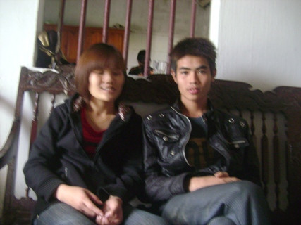 Vợ chồng anh Đức, chị Hoa - nhân vật chính trong đám cưới đặc biệt: Đón dâu bằng xe trâu gây sốt trong mấy ngày qua Vợ chồng anh Đức, chị Hoa - nhân vật chính trong đám cưới đặc biệt: Đón dâu bằng xe trâu gây sốt trong mấy ngày qua