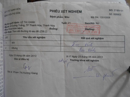 Phiếu xét nghiệm cho kết quả âm tính với HIV của sản phụ Oanh tại Bệnh viện phụ sản Thanh Hoá Phiếu xét nghiệm cho kết quả âm tính với HIV của sản phụ Oanh tại Bệnh viện phụ sản Thanh Hoá