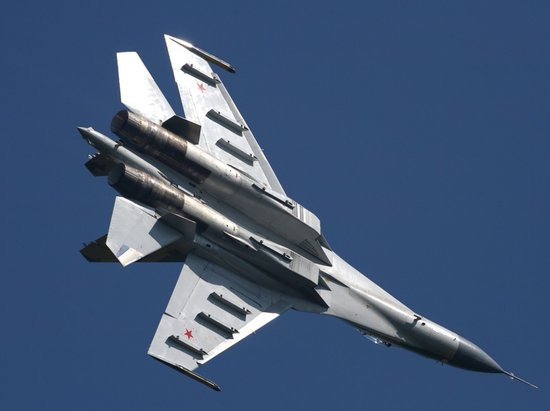 Máy bay chiến đấu đa năng Su-35 Nga Máy bay chiến đấu đa năng Su-35 Nga