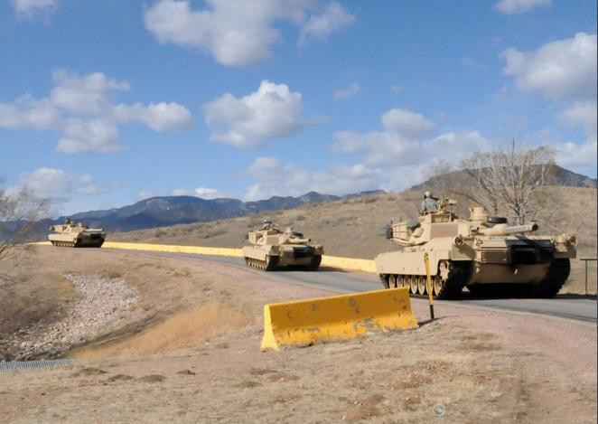 Xe tăng chiến đấu M1A2 SEP sư đoàn bộ binh 4 quân Mỹ Xe tăng chiến đấu M1A2 SEP sư đoàn bộ binh 4 quân Mỹ