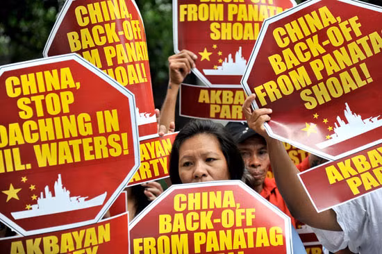 Những năm gần đây, người Philippines liên tiếp tổ chức biểu tình chống Trung Quốc