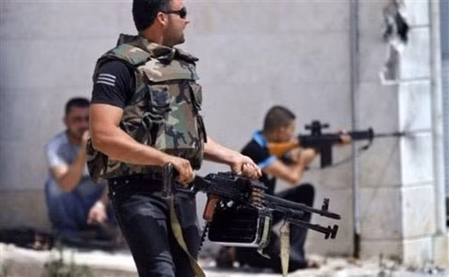 Pháp không dám cung cấp vũ khí cho phe đối lập Syria vì nội bộ phe này rất phức tạp Pháp không dám cung cấp vũ khí cho phe đối lập Syria vì nội bộ phe này rất phức tạp