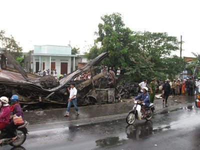 Hiện trường vụ tai nạn (Báo Bình Thuận) Hiện trường vụ tai nạn (Báo Bình Thuận)