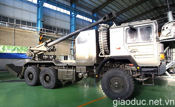 Pháo tự hành hạng nặng của Lục quân Iran