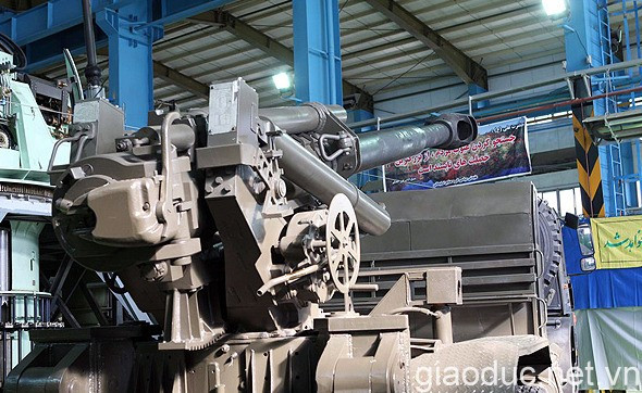 Pháo tự hành hạng nặng của Lục quân Iran