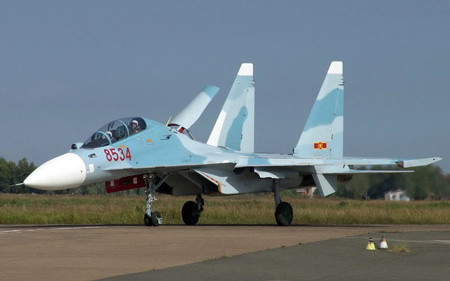 Su-30MK2 đang là máy bay chiến đấu hiện đại nhất trong biên chế của Không quân Việt Nam. Su-30MK2 đang là máy bay chiến đấu hiện đại nhất trong biên chế của Không quân Việt Nam.