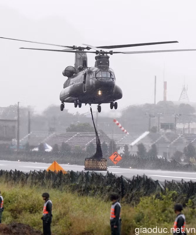 Trực thăng vận tải CH-47 Chinook do Mỹ sản xuất đang có trong biên chế của quân đội Đài Loan.