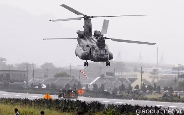 Trực thăng vận tải CH-47 Chinook do Mỹ sản xuất đang có trong biên chế của quân đội Đài Loan.