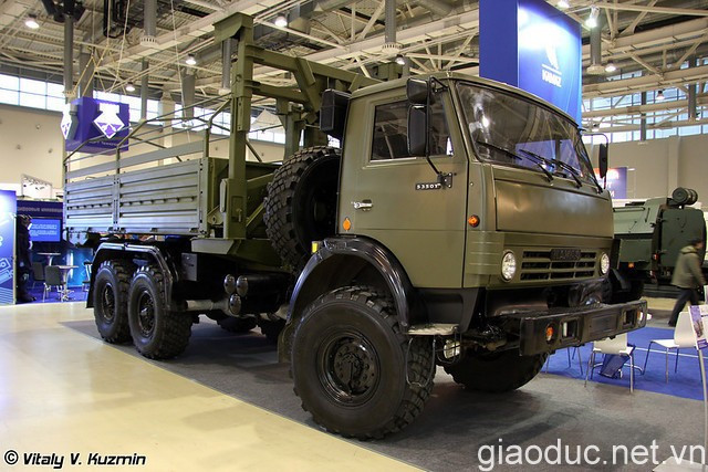 Xe tải tự hành LDS-7927 gắn trên khung gầm xe tải KAMAZ-53501. Xe tải tự hành LDS-7927 gắn trên khung gầm xe tải KAMAZ-53501.