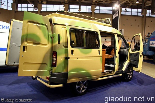 Xe việt dã dáng thanh mảnh GAZ-27527 Sobol. Xe việt dã dáng thanh mảnh GAZ-27527 Sobol.