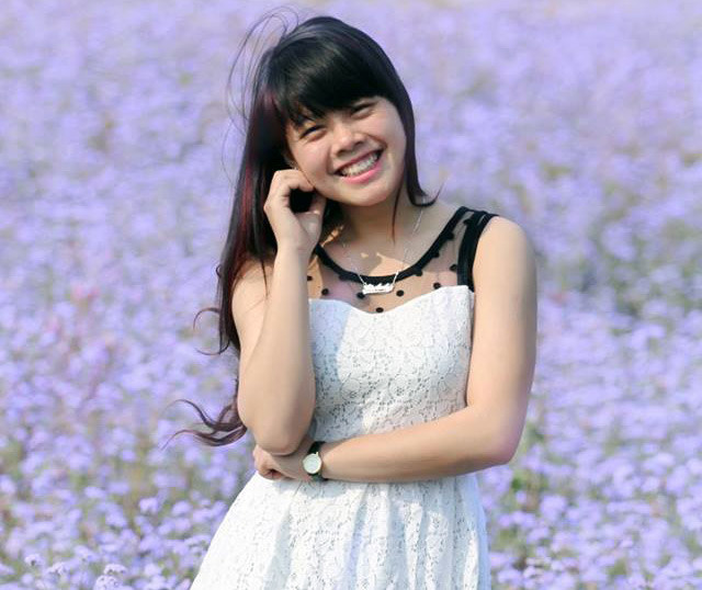 Em Đỗ Huỳnh Hà Anh, học sinh lớp 12A1, trường THPT Thanh Sơn, Phú Thọ bất ngờ với thay đổi có thêm phần thi tự luận ở môn Ngoại ngữ. Ảnh NVCC Em Đỗ Huỳnh Hà Anh, học sinh lớp 12A1, trường THPT Thanh Sơn, Phú Thọ bất ngờ với thay đổi có thêm phần thi tự luận ở môn Ngoại ngữ. Ảnh NVCC