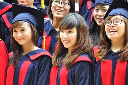 Học nội trú “cùng ăn, cùng ở” với thầy qua các thời kỳ lịch sử ảnh 2