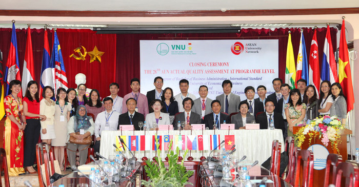 Giáo dục đại học đã từng bị đồng hóa, đâu phải bậc học tiếp theo phổ thông ảnh 3 Giáo dục đại học đã từng bị đồng hóa, đâu phải bậc học tiếp theo phổ thông ảnh 3