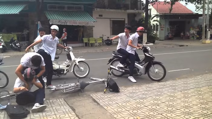 Thủ lĩnh sớm cũng có thể là nguyên nhân bạo lực, nếu... ảnh 4