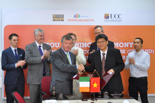 Lễ ký kết hợp tác giữa ĐH FPT va ĐH Cork (Ireland)