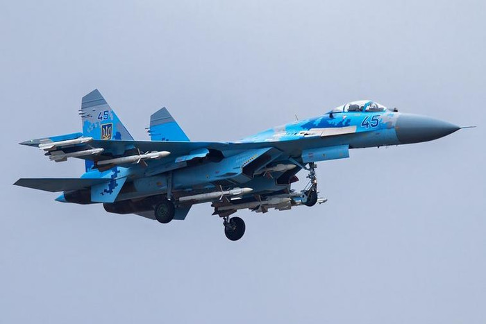 Máy bay chiến đấu Su-27 Ukraine Máy bay chiến đấu Su-27 Ukraine