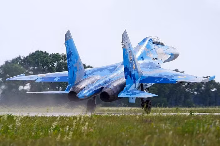 Máy bay chiến đấu Su-27 Ukraine