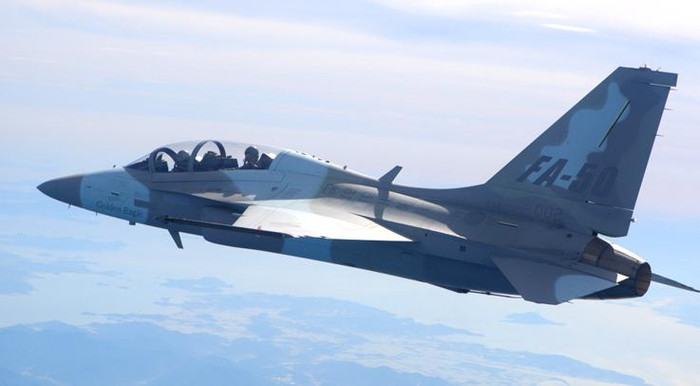 Máy bay chiến đấu hạng nhẹ FA-50 do Hàn Quốc chế tạo