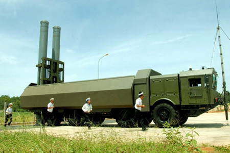 Hệ thống tên lửa phòng thủ bờ biển Bastion-P của Việt Nam sẵn sàng bảo vệ chủ quyền biển đảo Hệ thống tên lửa phòng thủ bờ biển Bastion-P của Việt Nam sẵn sàng bảo vệ chủ quyền biển đảo