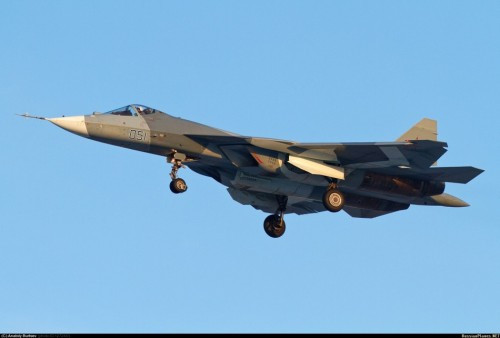 Máy bay chiến đấu tàng hình T-50 Nga