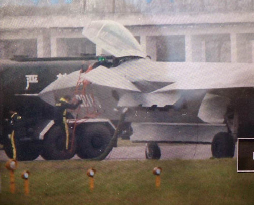 Máy bay chiến đấu J-20 số hiệu 2011 Trung Quốc Máy bay chiến đấu J-20 số hiệu 2011 Trung Quốc