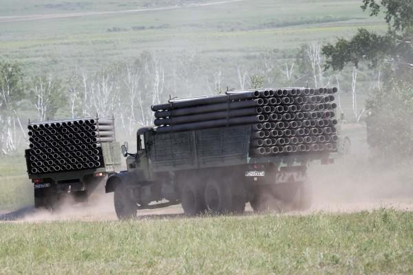 Ce vận tải thời chiến Quân đội Nga diễn tập (ảnh minh họa) Ce vận tải thời chiến Quân đội Nga diễn tập (ảnh minh họa)