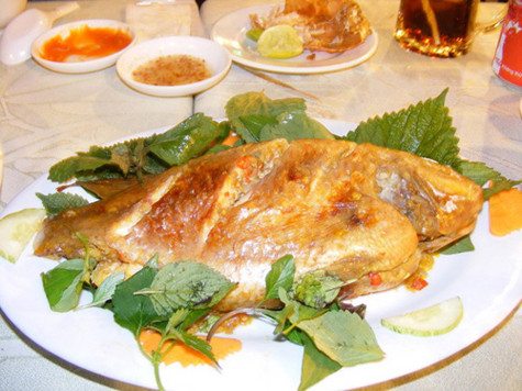 Khi người dân có tâm lý "sợ" thịt lợn và chuyển sang ăn cá thì lại một lần nữa họ phát hoảng khi có thông tin tại một số mẫu phẩm cá diêu hồng có chứa chất cấm Trifluralin vượt mức phép cho phép,...