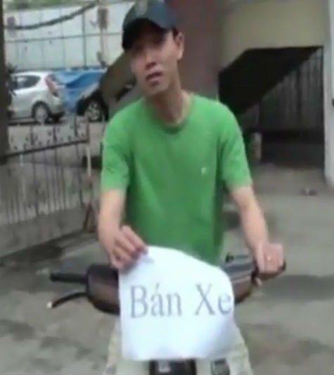 Chỉ sau ít ngày đăng tải lên Internet nhưng Clip "Chuyện cái xe" đang gây "sốt" trên mạng. Chỉ sau ít ngày đăng tải lên Internet nhưng Clip "Chuyện cái xe" đang gây "sốt" trên mạng.