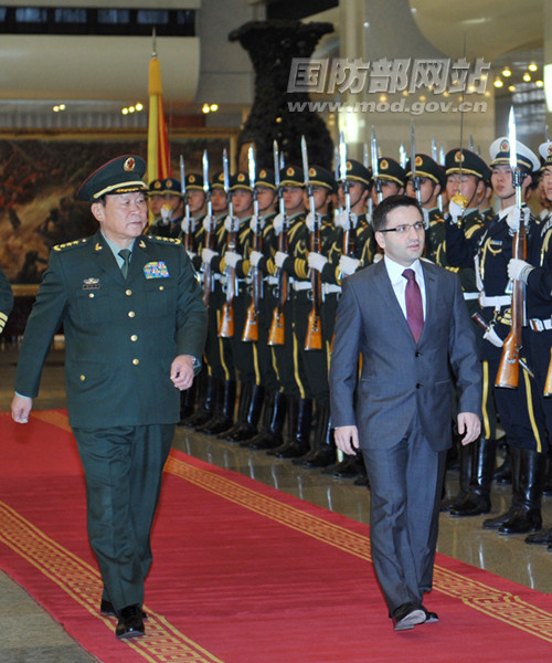 Bộ trưởng Quốc phòng Macedonia Fatmir Besimi thăm Trung Quốc