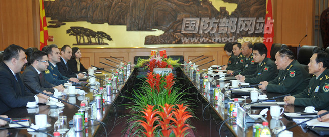 Bộ trưởng Quốc phòng Trung Quốc-Macedonia hội đàm