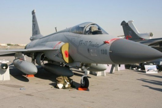 Máy bay chiến đấu JF-17 của Không quân Pakistan Máy bay chiến đấu JF-17 của Không quân Pakistan