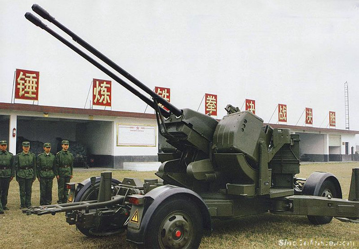 Pháo cao xạ 35 mm Type 90 của Trung Quốc được sao chép từ pháo cao xạ dòng GDF của Thụy Sĩ Pháo cao xạ 35 mm Type 90 của Trung Quốc được sao chép từ pháo cao xạ dòng GDF của Thụy Sĩ
