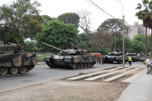 Xe tăng phiên bản xuất khẩu MTB-2000 của Trung Quốc Xe tăng phiên bản xuất khẩu MTB-2000 của Trung Quốc