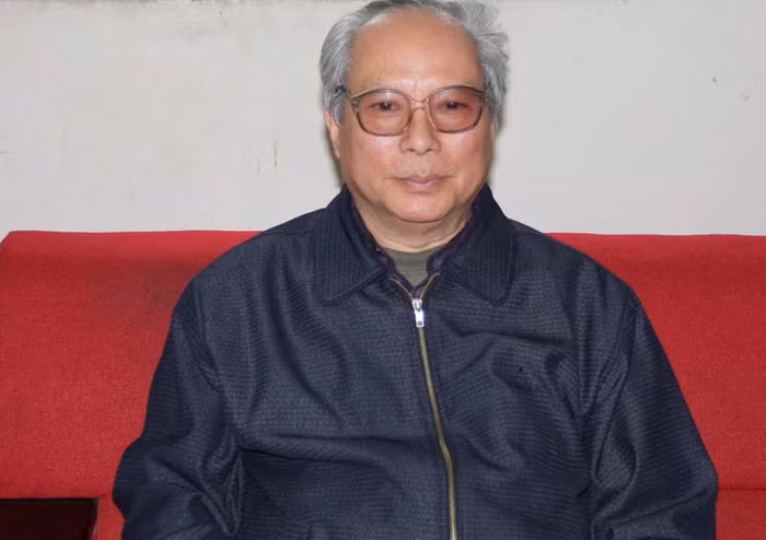 TS. Lê Viết Khuyến, nguyên Phó Vụ trưởng Vụ Giáo dục Đại học (Bộ GD&amp;ĐT) cho rằng, nếu không thận trọng, điều đó rất có thể sẽ tái diễn lại cơ chế xin – cho.