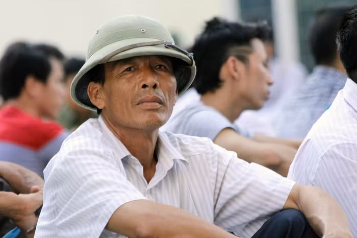 Buổi làm thủ tục dự thi, loại nhiều hồ sơ ảo ảnh 3