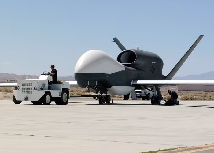 Nhật Bản sẽ mua máy bay do thám không người lái Global Hawk do Mỹ chế tạo