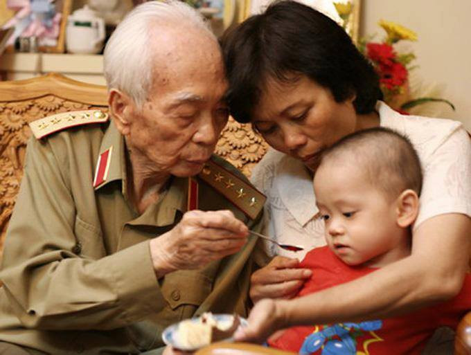 Đại tướng Võ Nguyên Giáp và gia đình