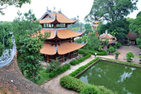 Thời nhà Nguyễn, đời vua Thành Thái năm thứ 11 (1899) chùa Nôm lại được trùng tu thêm một lần nữa. Qua bao biến cố, chùa được trùng tu nhiều lần, trở thành ngôi chùa khang trang ngày nay (Ảnh: Internet). Thời nhà Nguyễn, đời vua Thành Thái năm thứ 11 (1899) chùa Nôm lại được trùng tu thêm một lần nữa. Qua bao biến cố, chùa được trùng tu nhiều lần, trở thành ngôi chùa khang trang ngày nay (Ảnh: Internet).