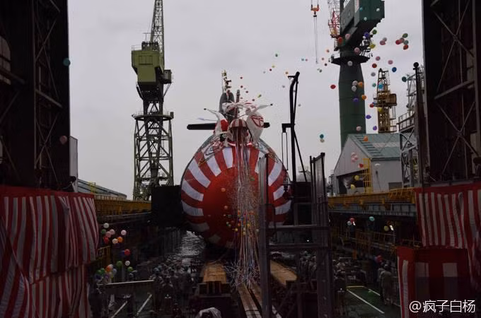 Nhật Bản hạ thủy tàu ngầm Sekiryu lớp Soryu ngày 2/11/2015. Nguồn ảnh: Thời báo Hoàn Cầu, Trung Quốc