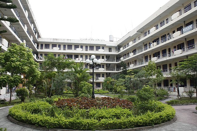 Một góc trong khuân viên "Khách sạn sinh viên" của trường.